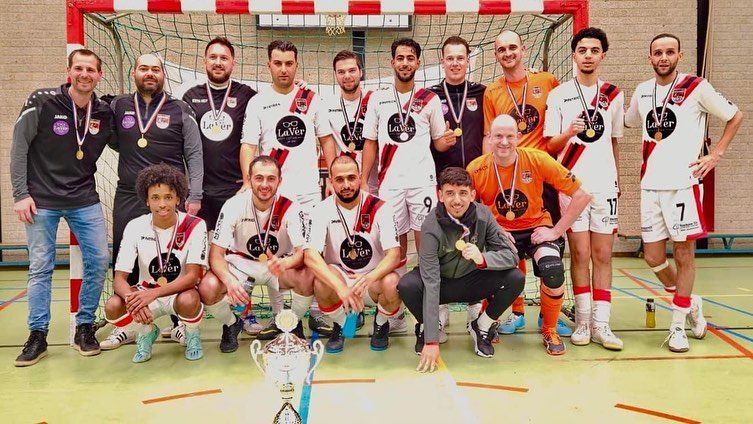 Instagram post from madereroscf. This post is in position 1.